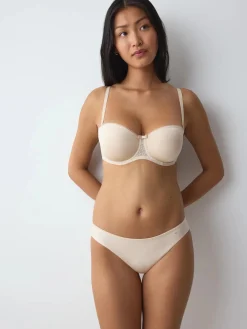 BEAUTY-FULL ESSENTIAL