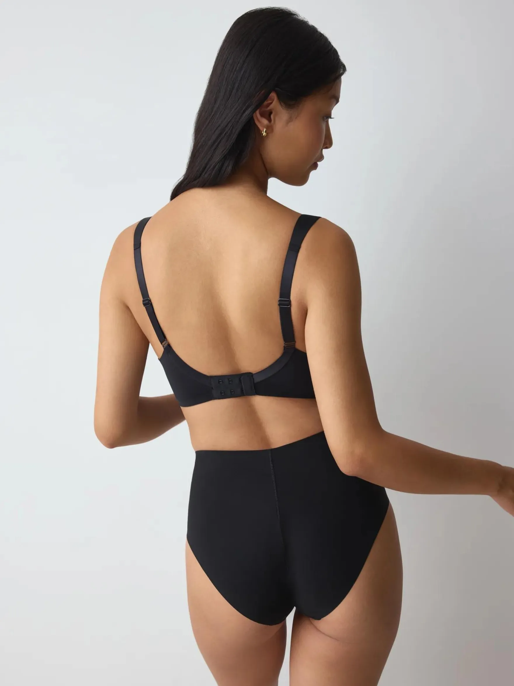 BMU ILLUSION CURVE