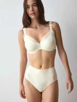 BMU ILLUSION CURVE