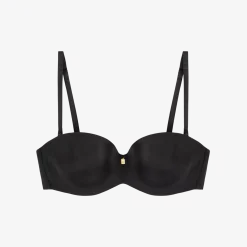 BODY MAKE-UP ESSENTIALS
