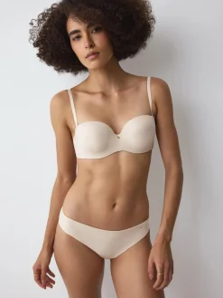 BODY MAKE-UP ESSENTIALS