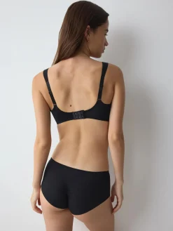 ESSENTIAL MINIMIZER