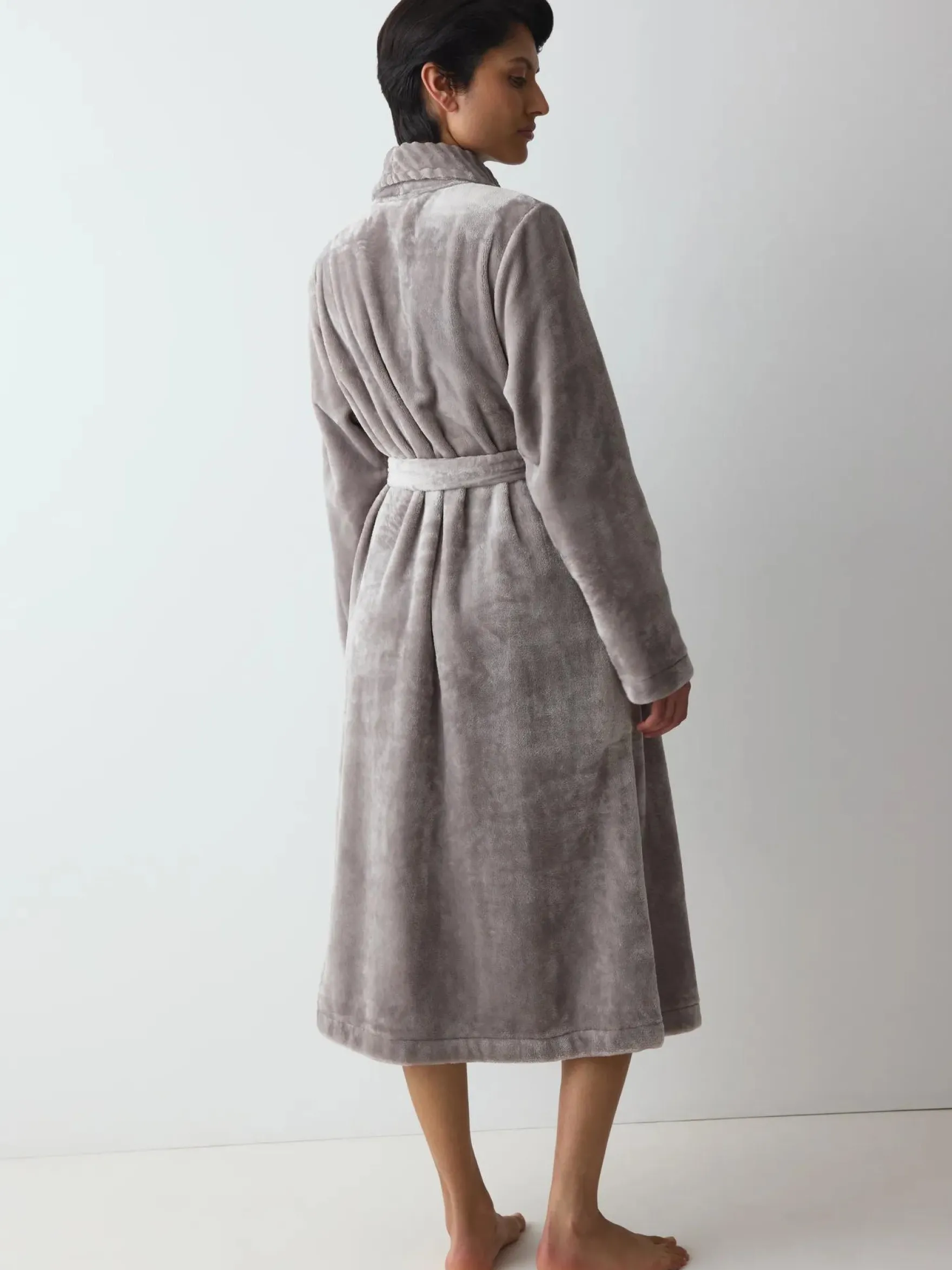 ROBES
