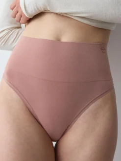 TRIUMPH SOFT SCULPT